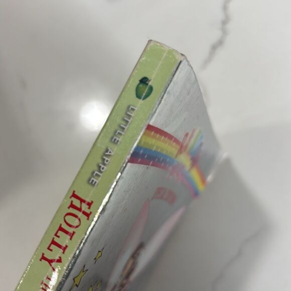 Rainbow Magic Special Edition Holly the Christmas Fairy Book 1 - Picture 4 of 7